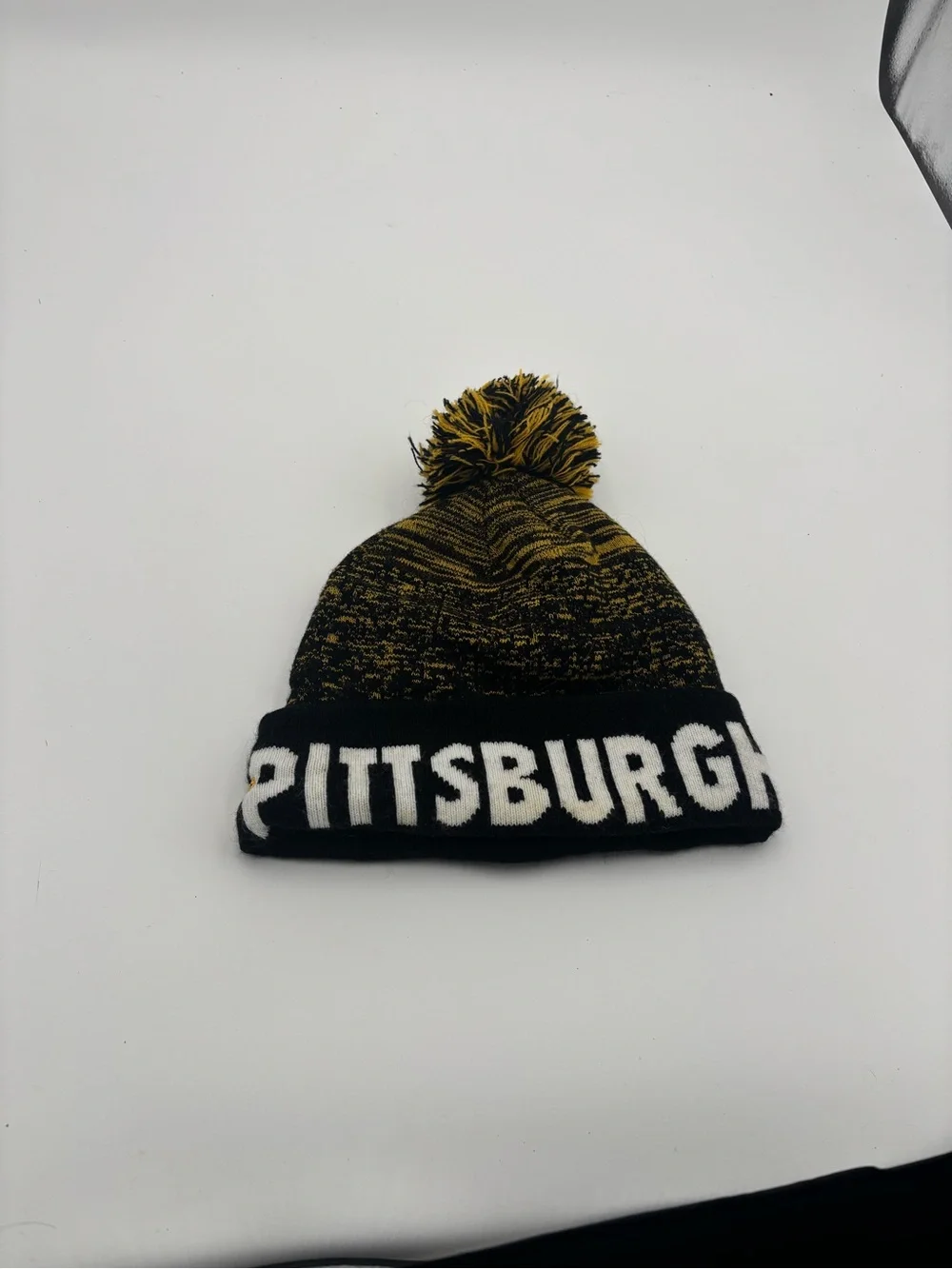 Pittsburgh Steelers New Era Pom Beanie - Black & Gold